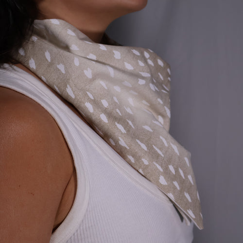 Fawn neck scarf