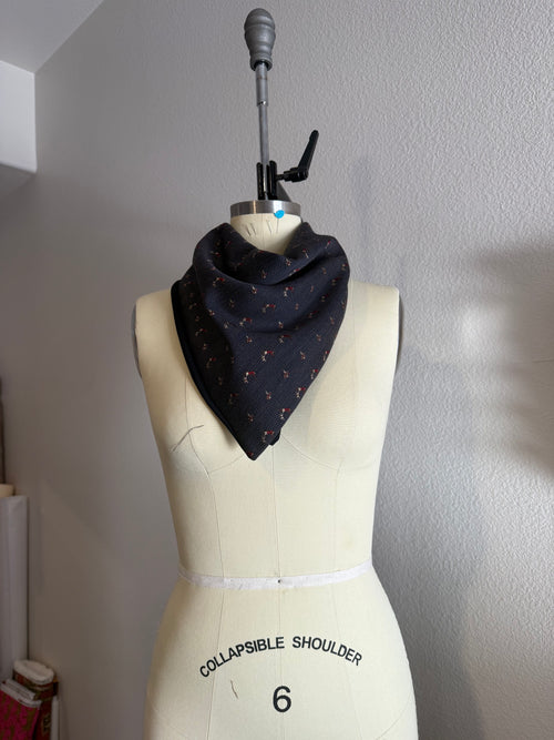 Bird Hunter Neck Scarf